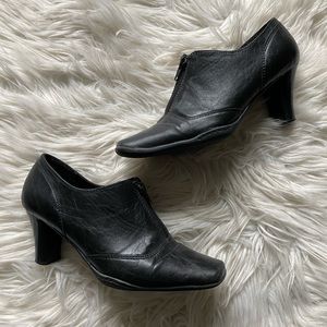 Zippered heeled booties